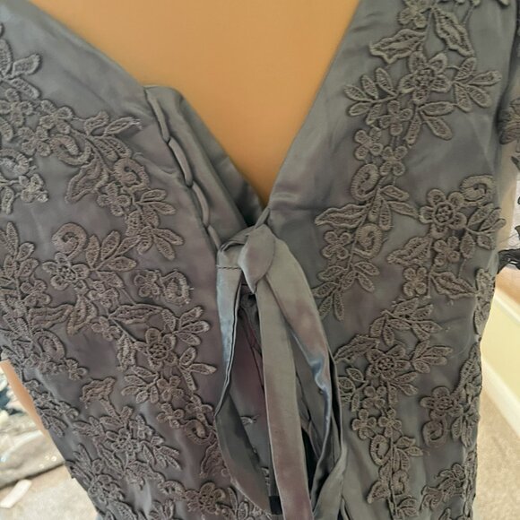 NWT-Bridal Dress Size XL - Picture 3 of 3